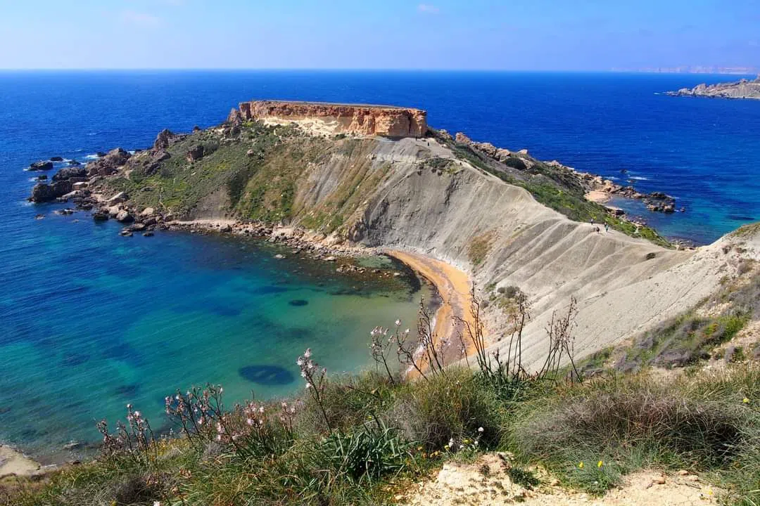 Ġnejna Bay, Valletta