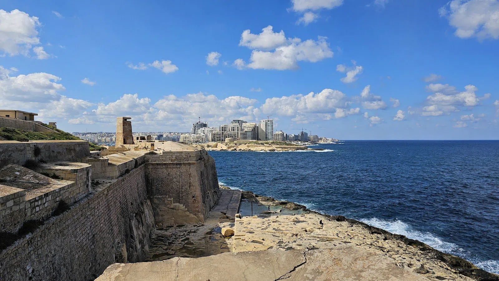 Inside the Manderaggio, Valletta's 1950s quarter