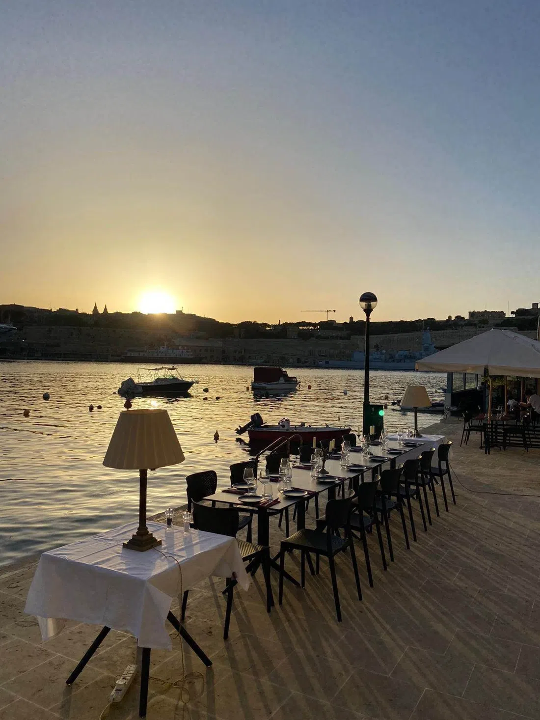 Le Regatta, La Valeta