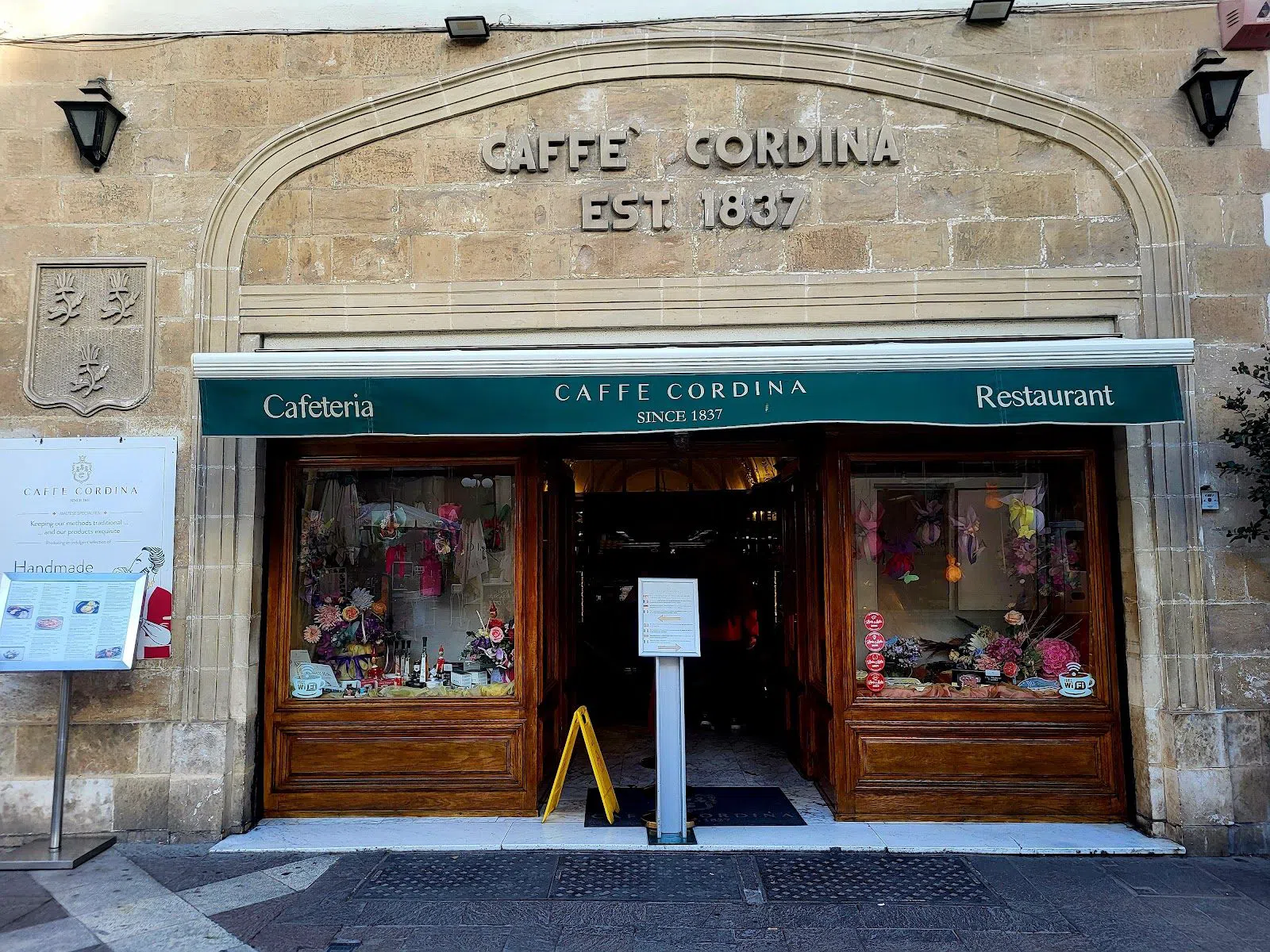 Caffe Cordina, Valletta