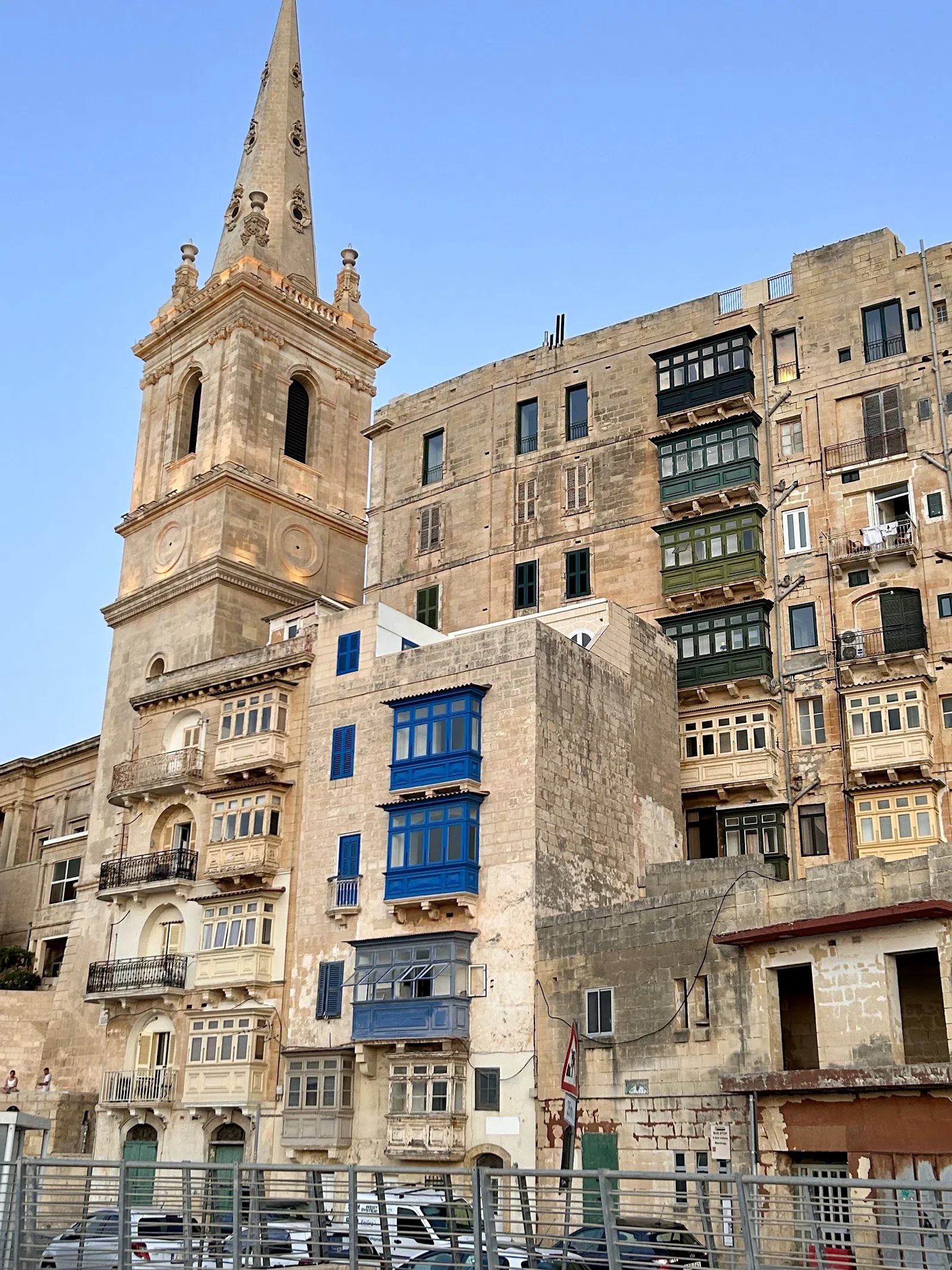 Il-Mandraġġ (the Manderaggio quarter), Valletta