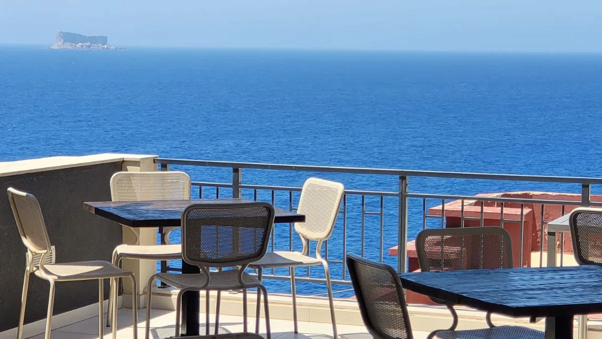 Coast @ Cassarini, Valletta